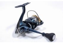 Shimano 17 Twin Power XD C3000HG