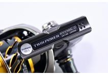 Shimano 20 Twin Power C3000MHG