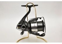 Shimano 23 Vanquish  C3000MHG
